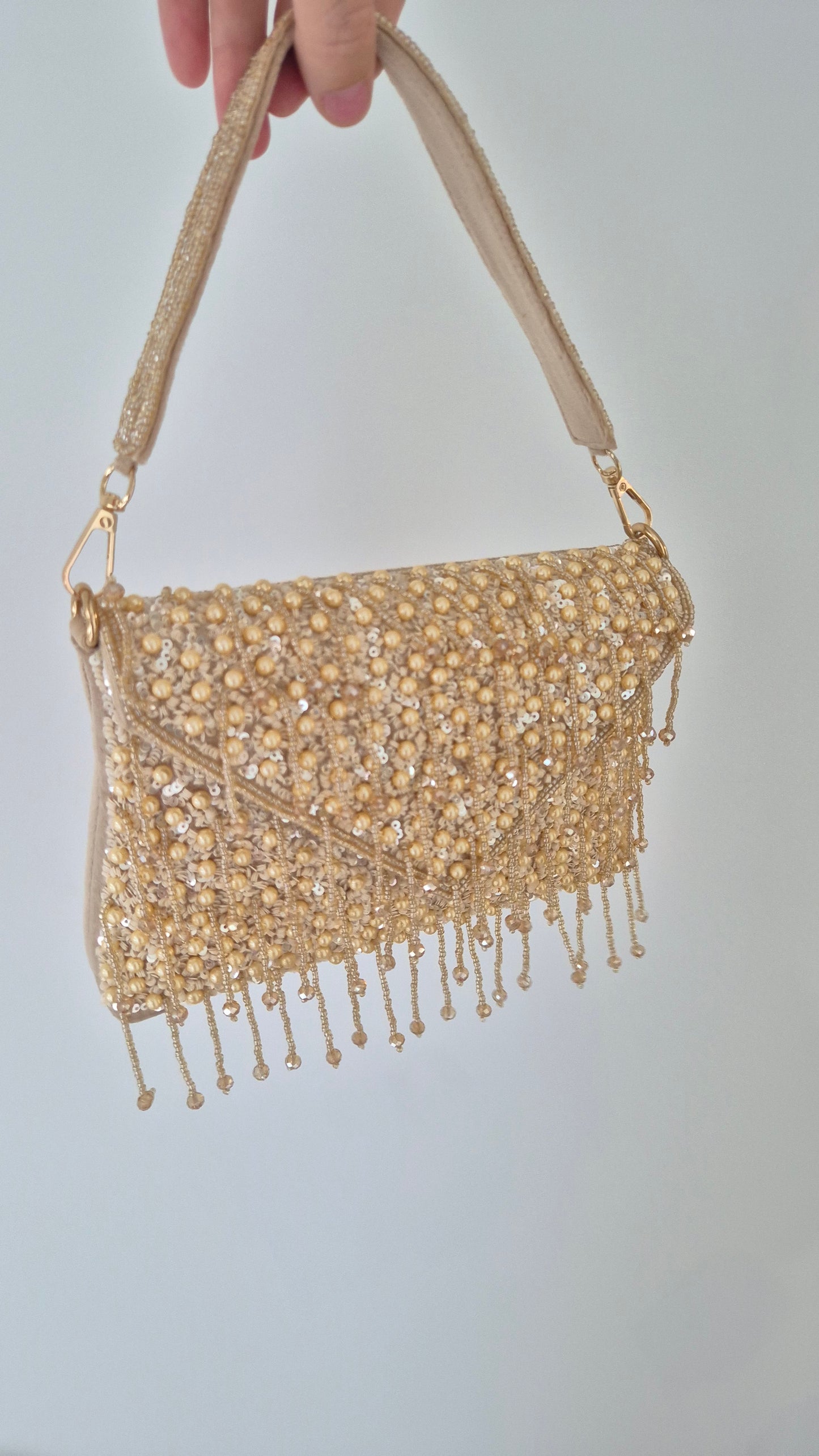 Handbag Beaded Tassel Drop Pearl Oyster Cream Bag