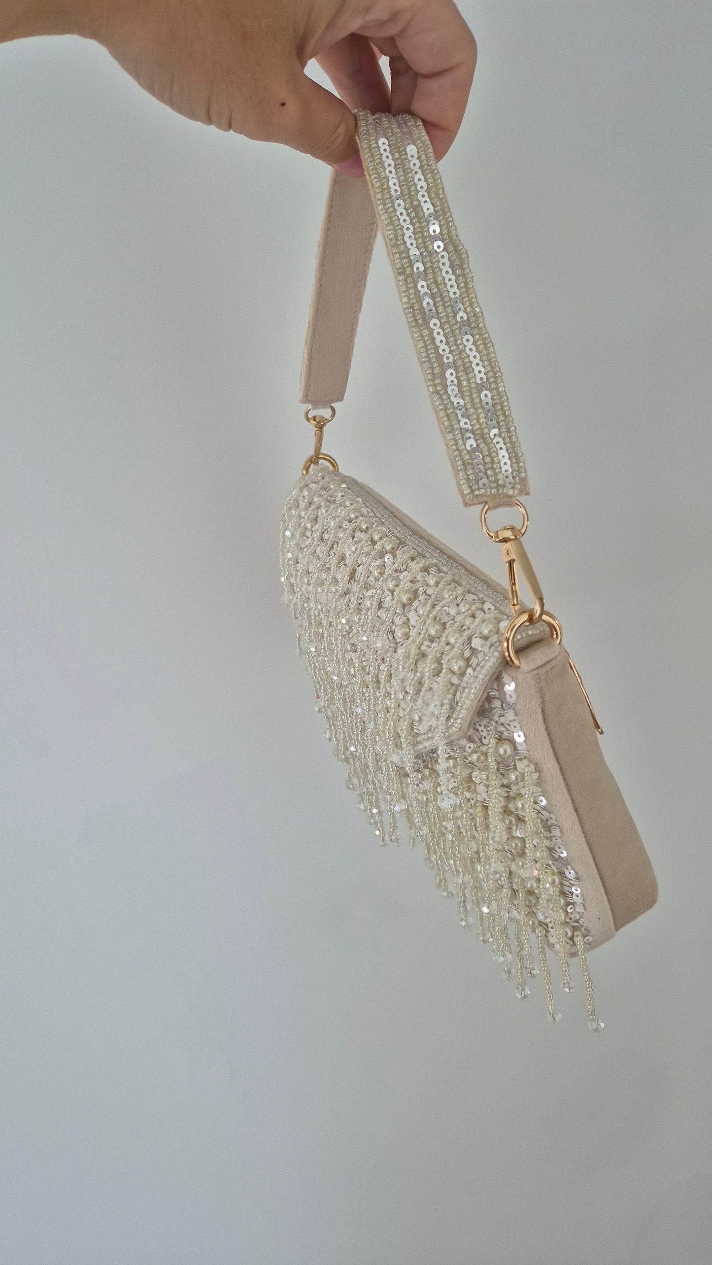 Handbag Beaded Tassel Drop Pearl Classic White Bag