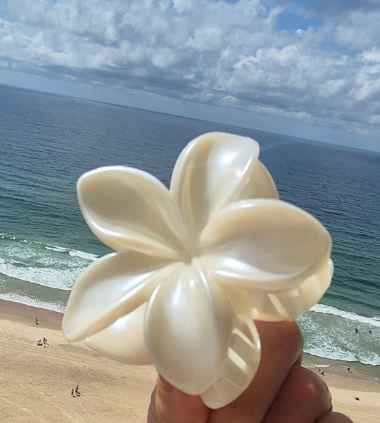 Hair Clip Flower Frangipani Milky Pearl White